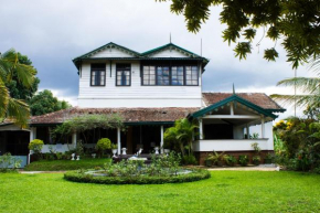 Wattarantenna Bungalow